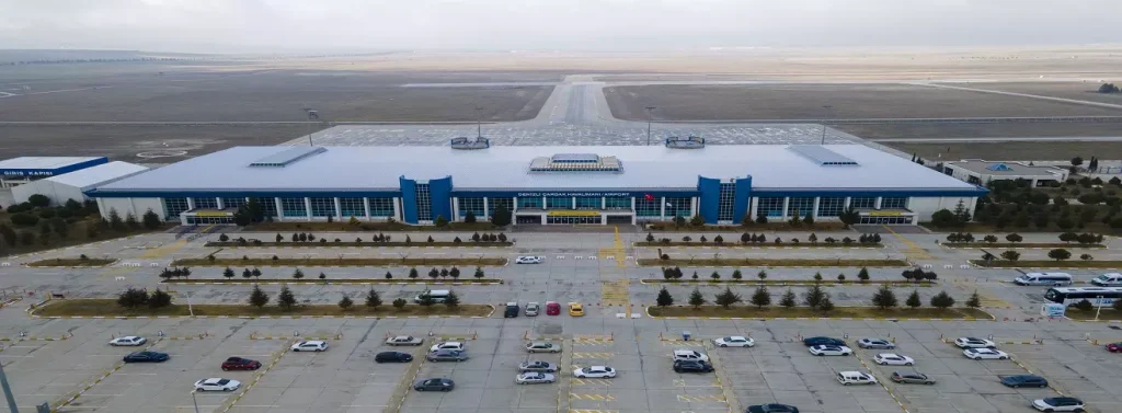 Denizli Çardak Havalimanı Merkeze Uzaklık